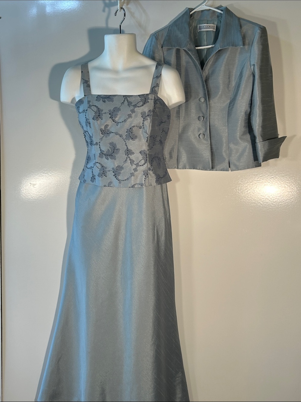 Jessica Howard 2 pc.SZ 10 Light Blue Blazer & Maxi Formal MOB Wedding Beaded